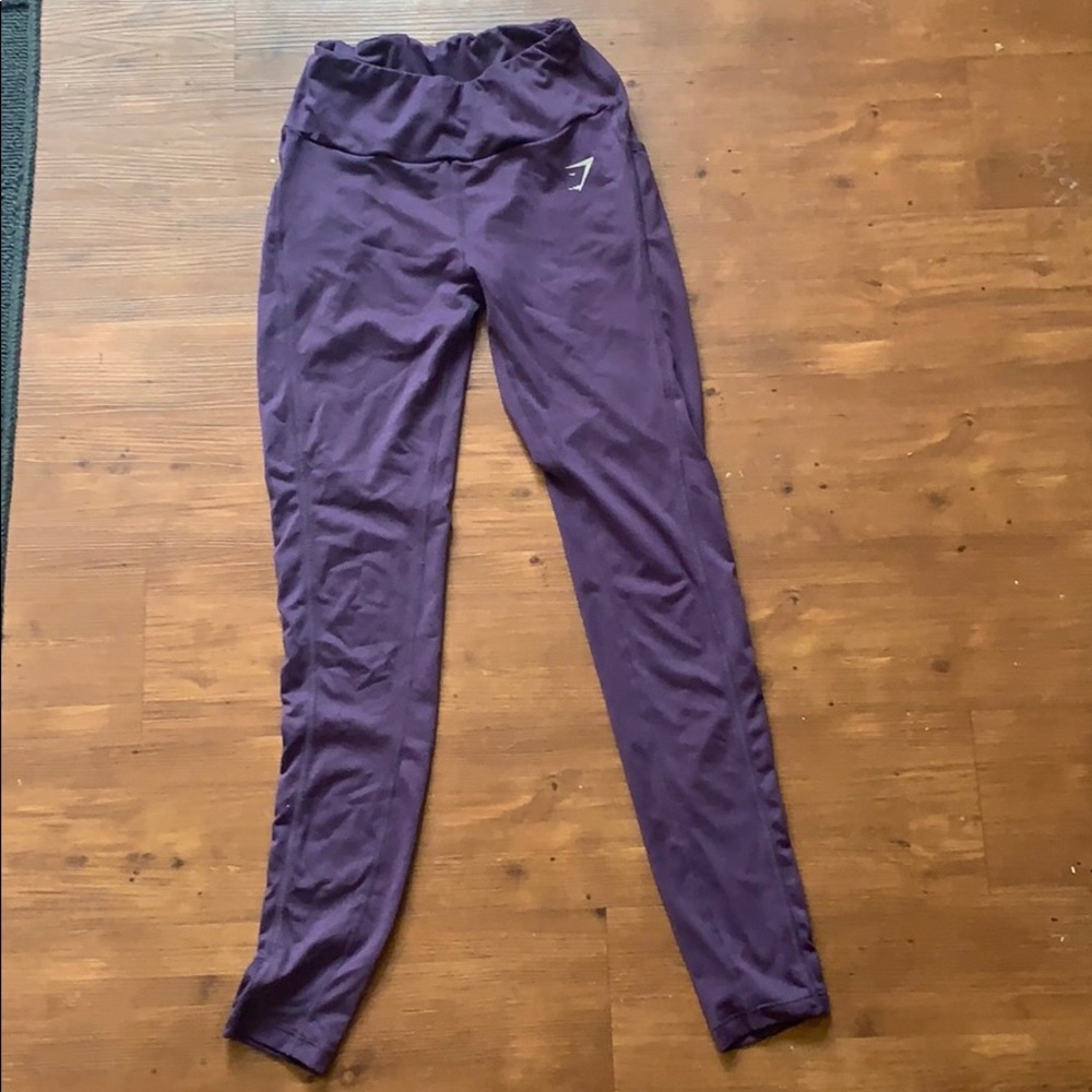 Purple gym shark leggings